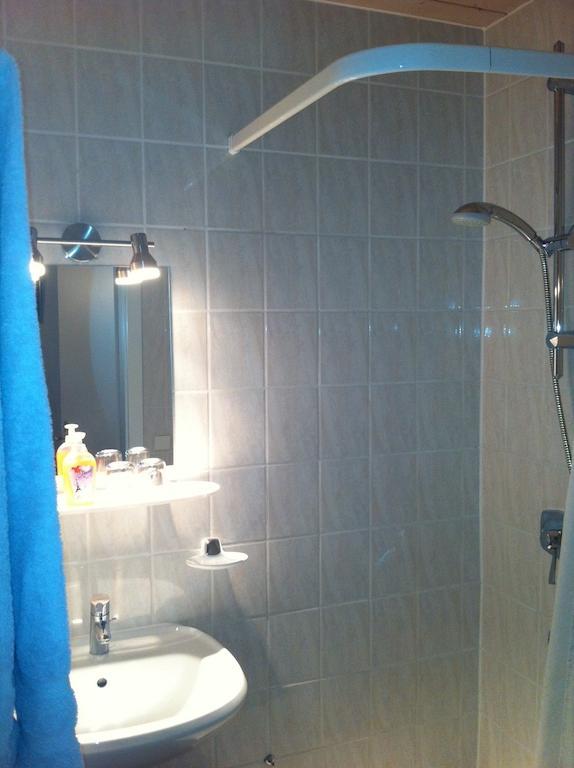 Gaestehaus Ullmannshof Kirchheim am Neckar Chambre photo